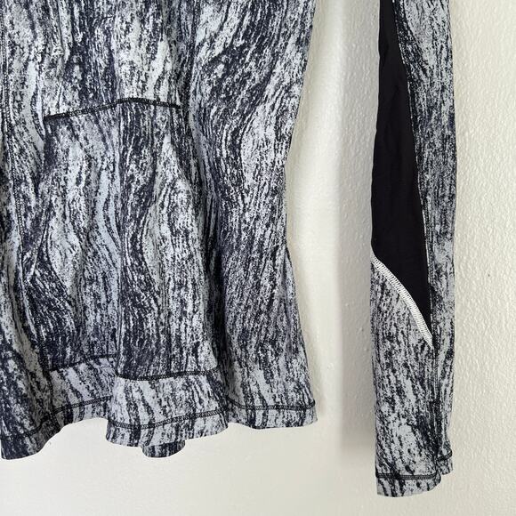 Lululemon Runbeam Hoodie Top Half Zip Texture Twist Athletic Black Gray Women 4 - Picture 6 of 11